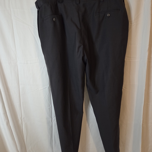 Haggar Men's Black Dress Pants - Size 42 - Picture 5 of 11